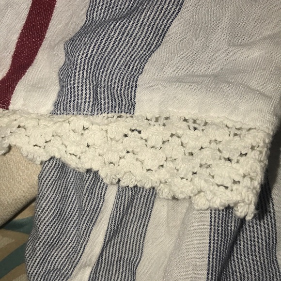 Off the shoulder Girl Krazy top - Picture 2 of 3